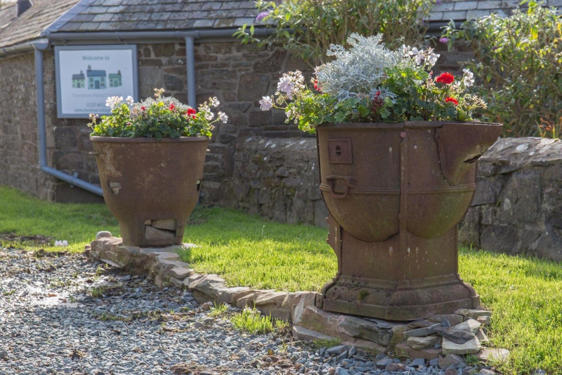The Stables Villa Hartland Exterior photo